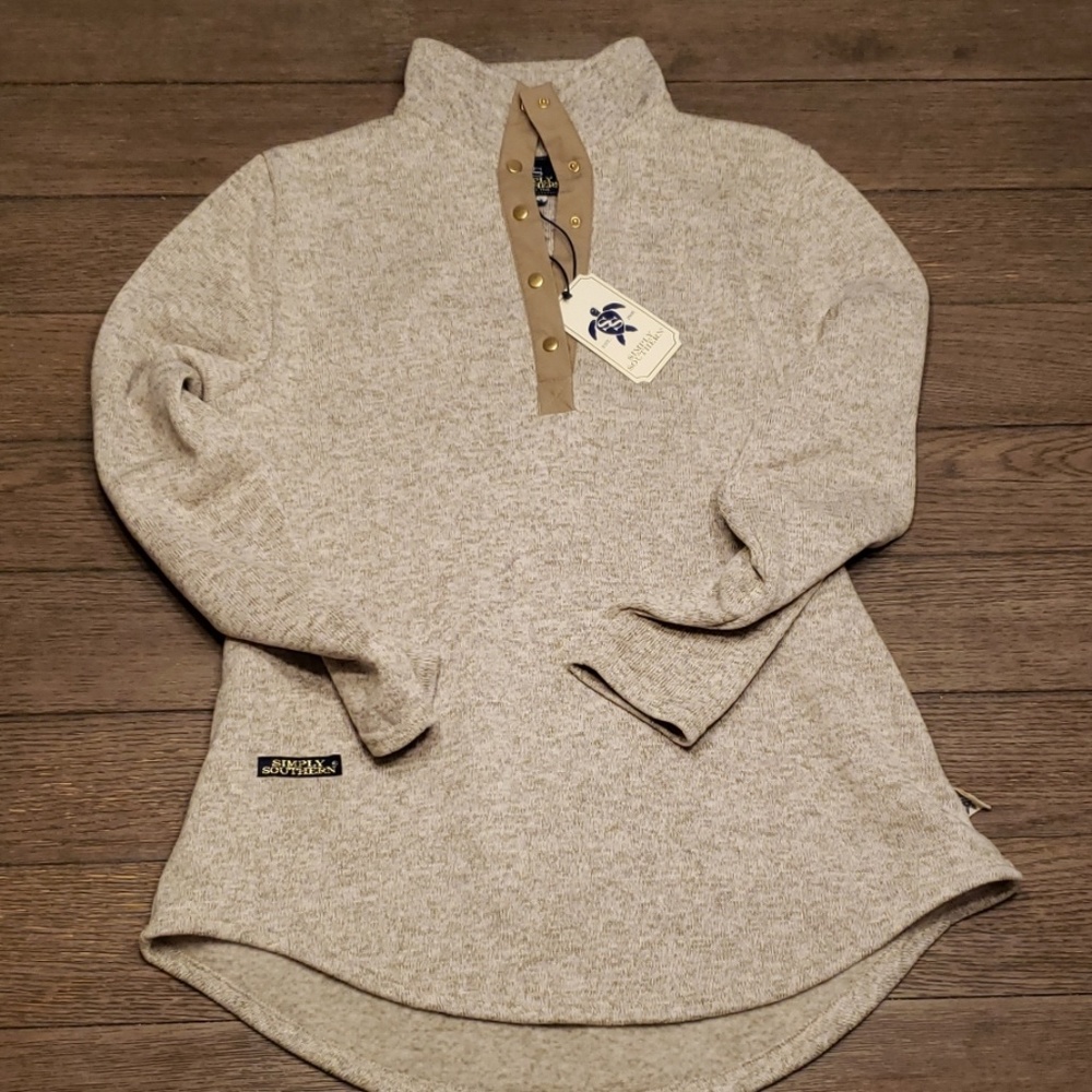 Knit pullover